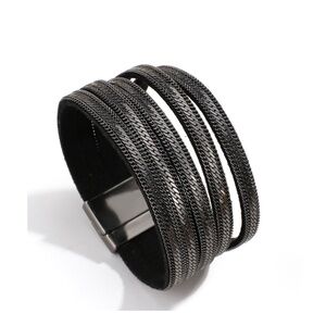 NWT Black Layered Chain Wrap Bracelet – Sleek Magnetic Cuff